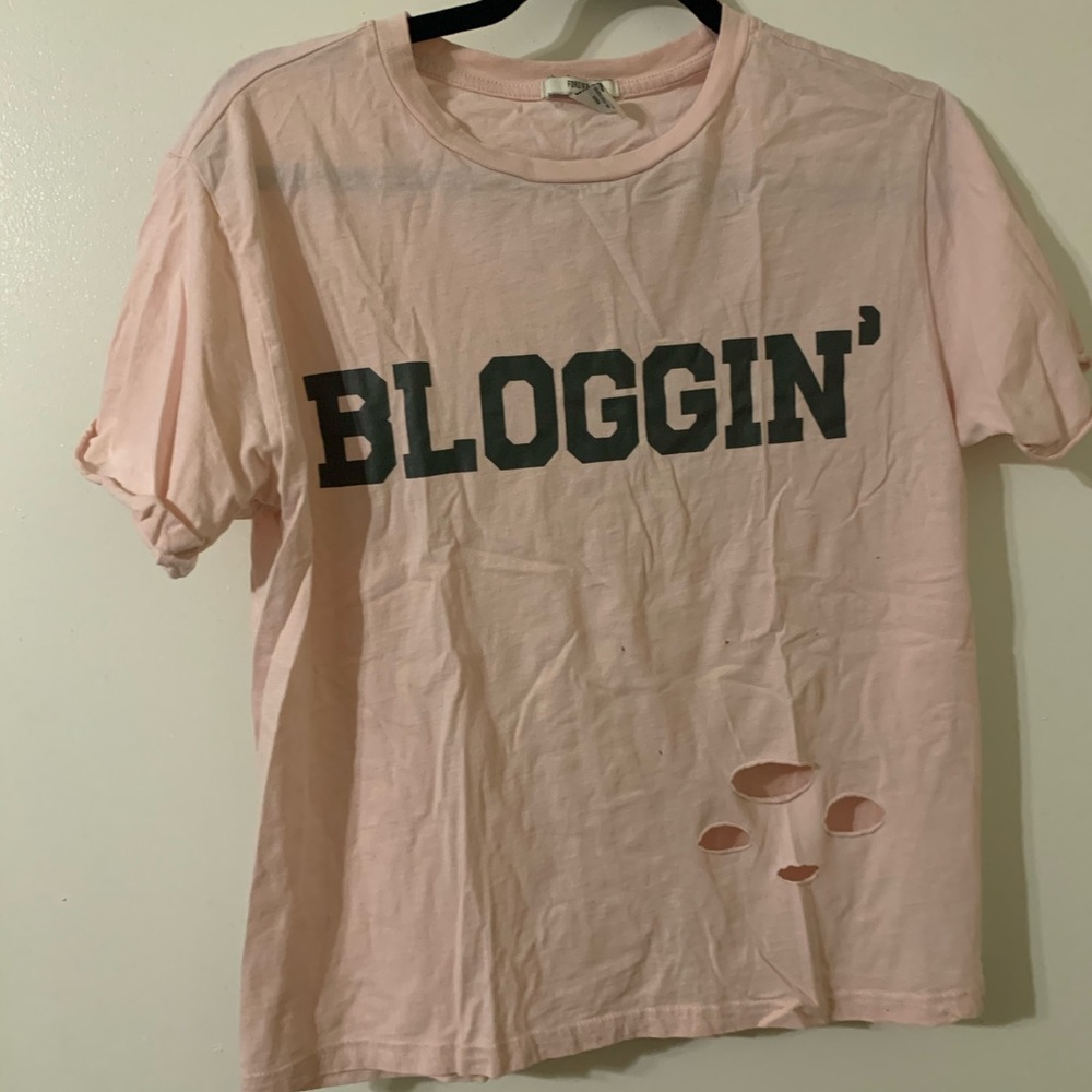 Blush Pink Bloggin’ crop top